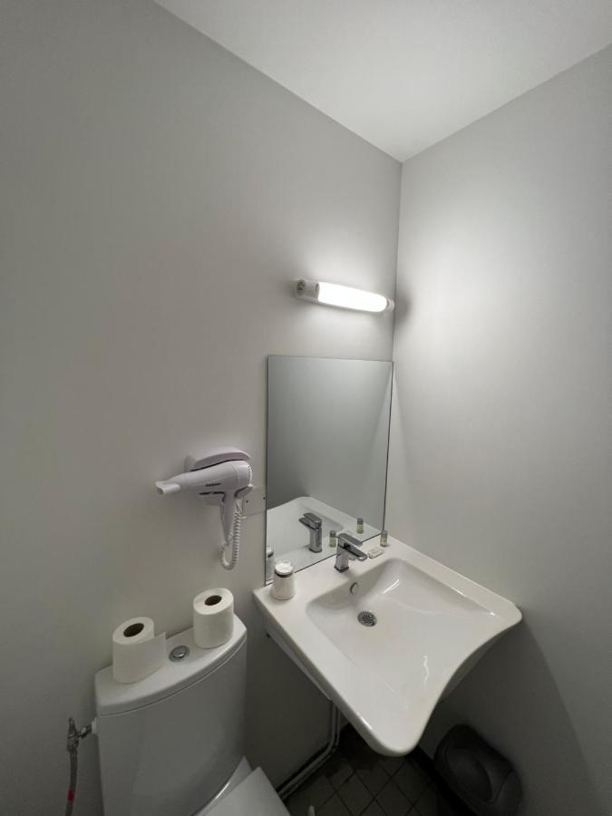 Hotel De La Paix Lyon Sud Givors Zewnętrze zdjęcie