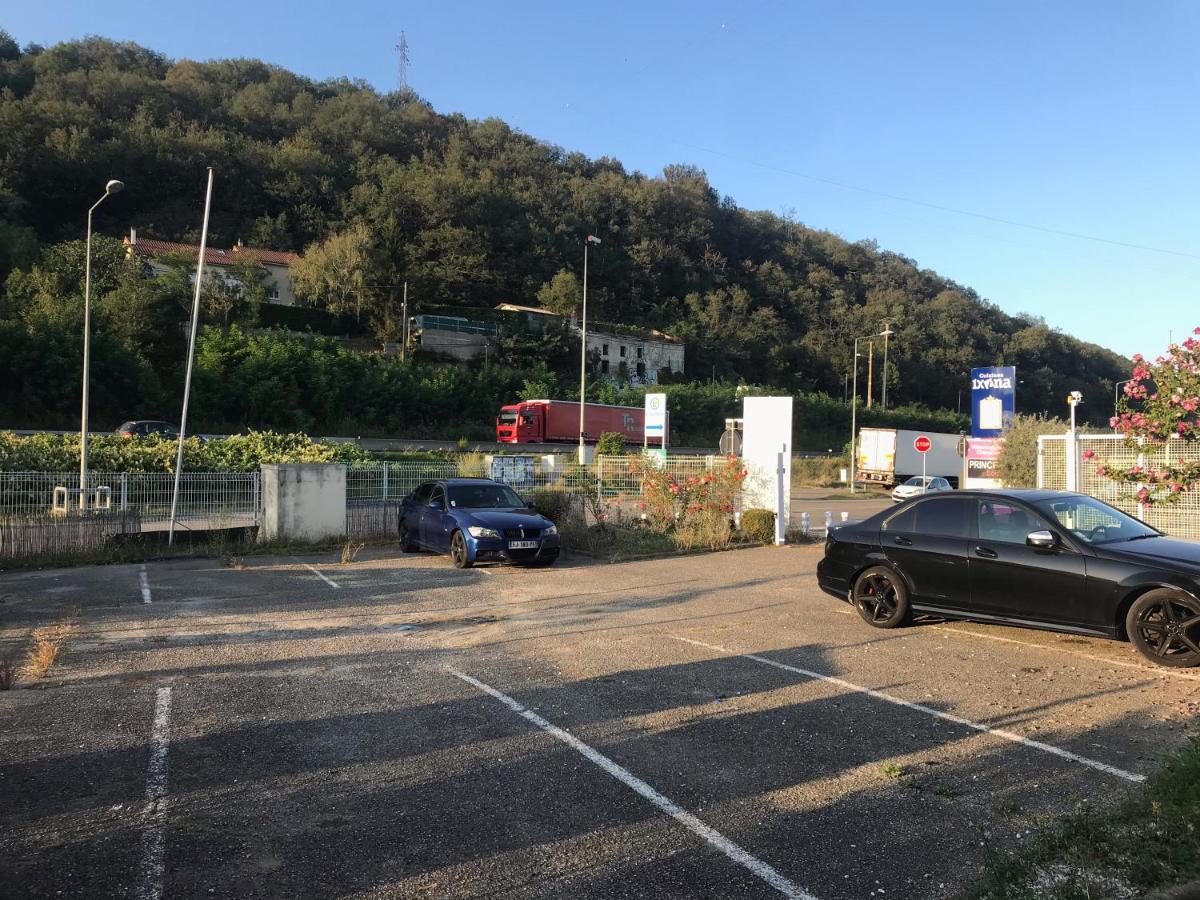 Hotel De La Paix Lyon Sud Givors Zewnętrze zdjęcie